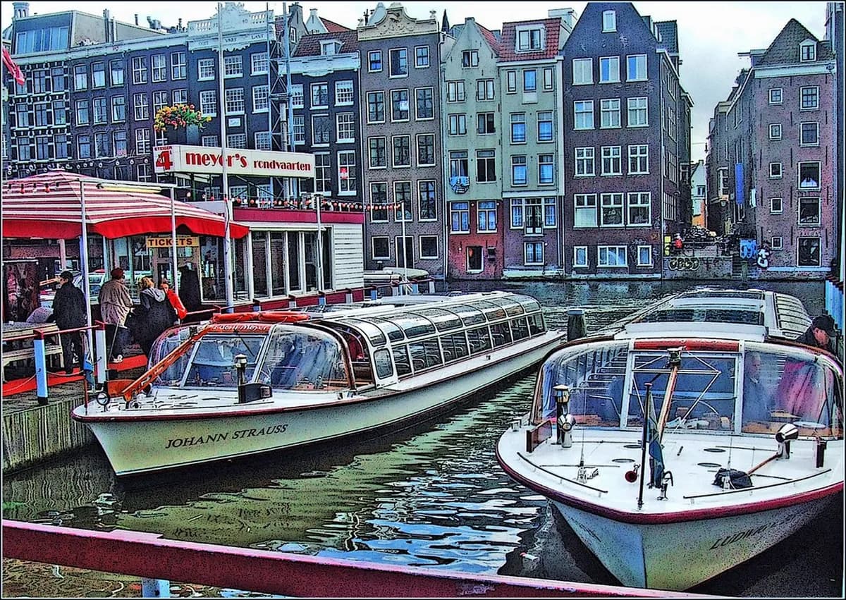 Amsterdam Neighborhoods Guide: 9 Best Areas (2026)