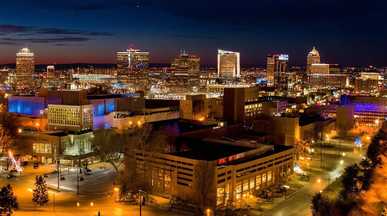 Boise Nightlife: 10 Unforgettable Experiences to Enjoy