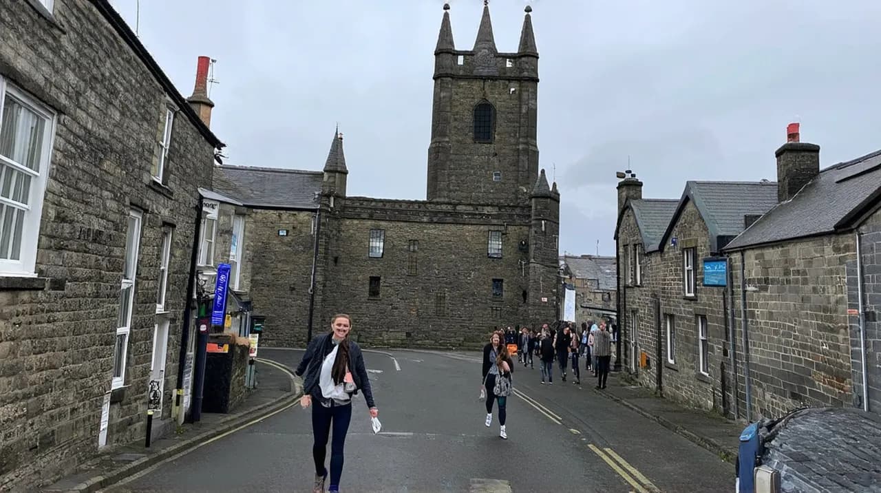 Derry (Londonderry) Adventures: Explore 10 Unique Experiences