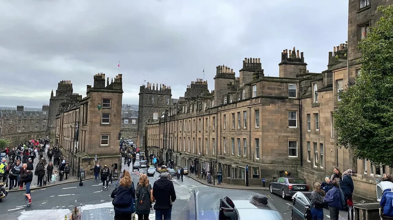 Edinburgh Activities: Top 10 Experiences You Can’t Miss