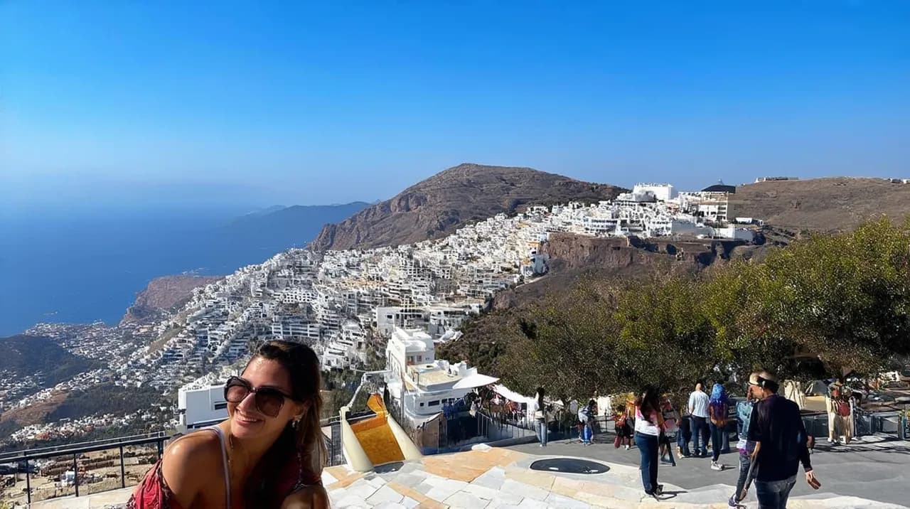 Fira Experiences: Unforgettable Activities in Santorini