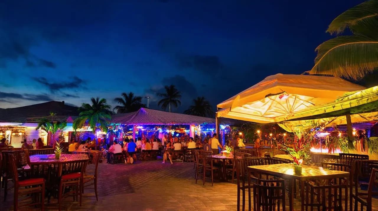 Flic en Flac Nightlife: Explore 10 Unforgettable Venues