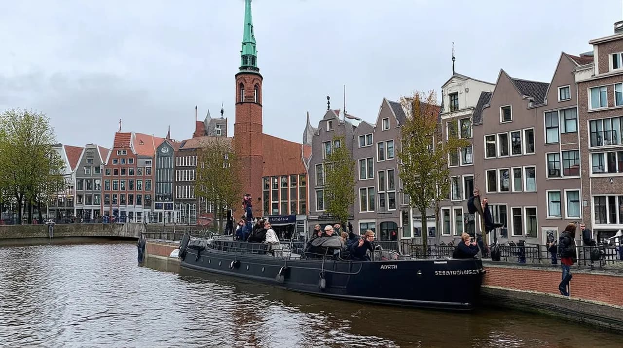 Nijmegen Highlights: Discover the Best Attractions and Experiences