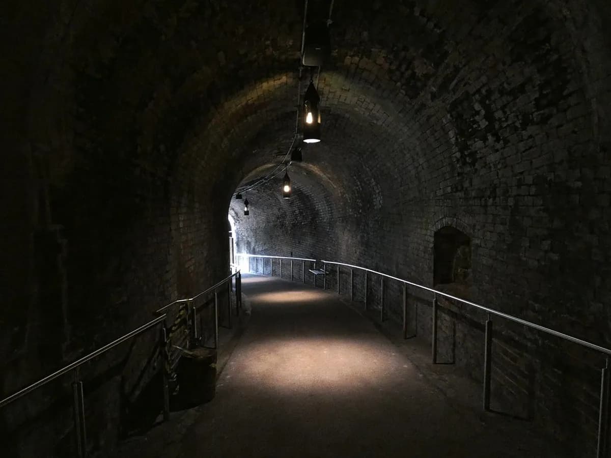 Nottingham Tunnels Underground: A Guide to the City's Caves