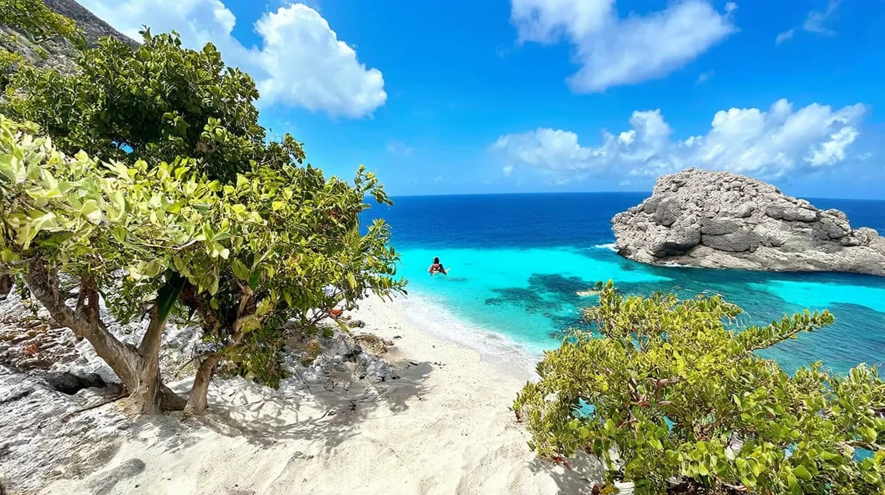 San Andrés Adventures: Explore 12 Unforgettable Experiences