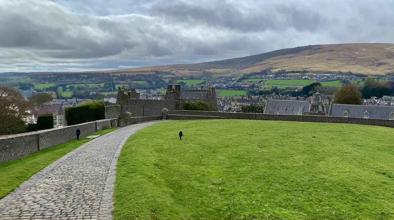 Stirling Highlights: Top 10 Must-See Attractions