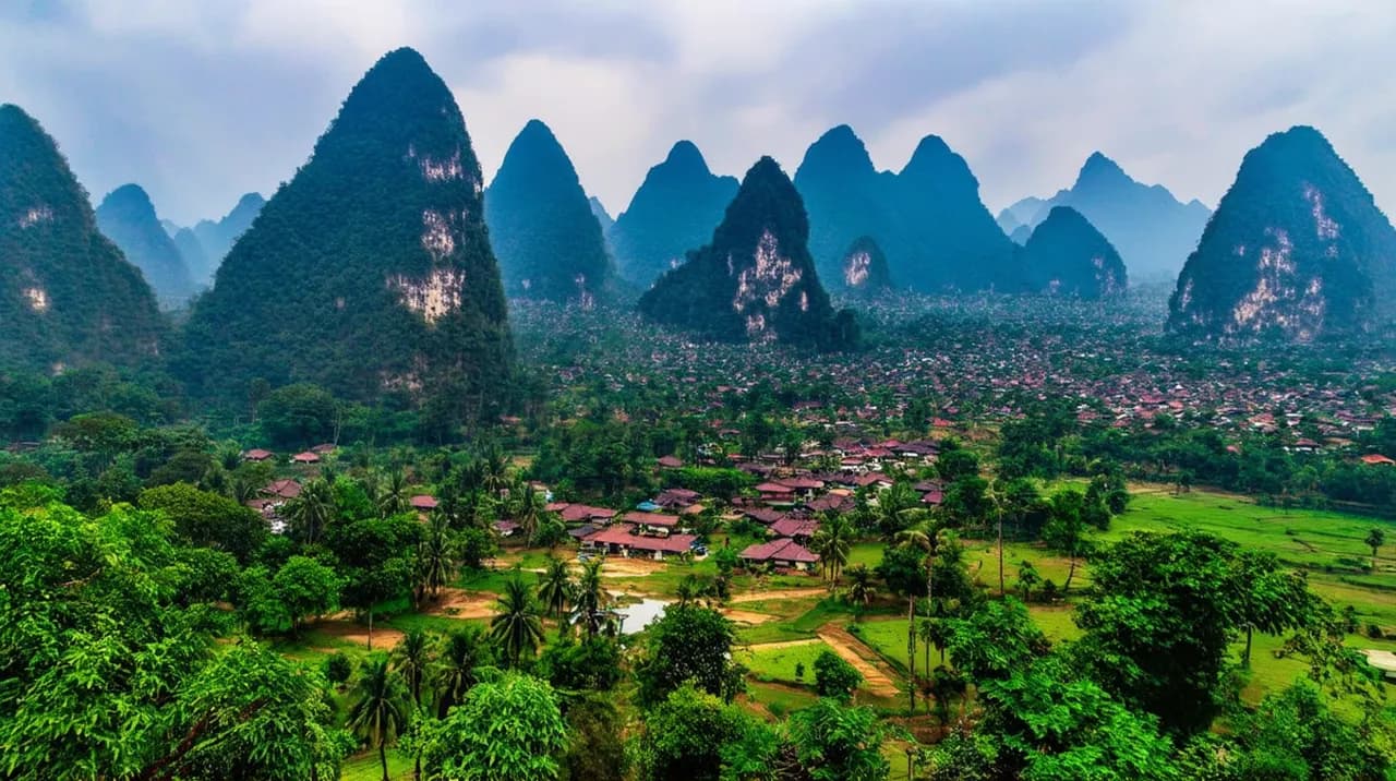 Vang Vieng Landmarks: Unforgettable Sights to Explore