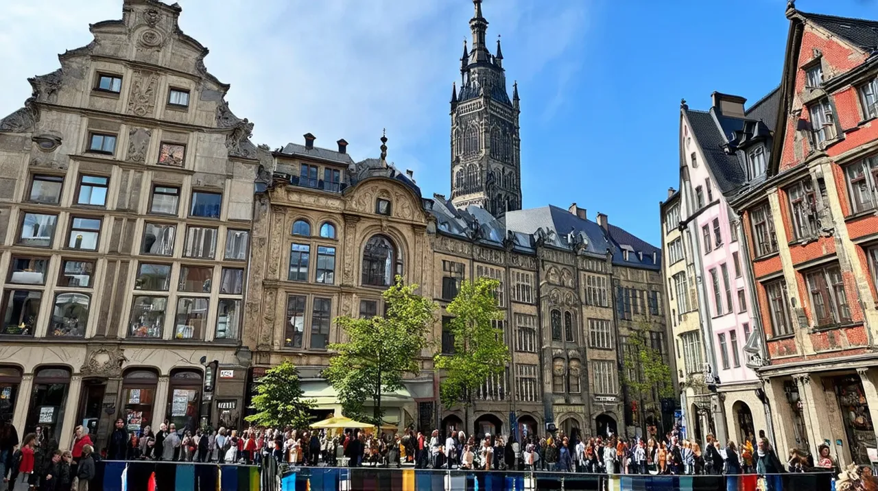Aachen Landmarks: Explore 10 Historic Gems
