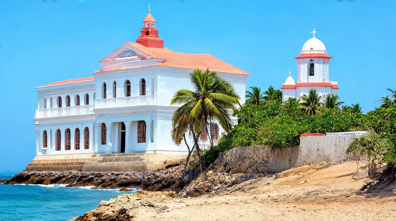 Cape Coast Landmarks: Exploring 10 Historical Gems
