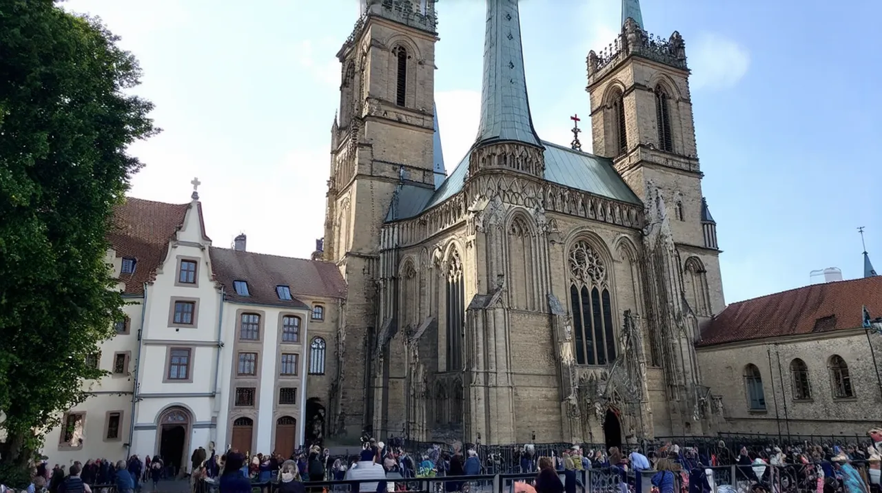 Chartres Adventures: Discover the Top 10 Unique Experiences