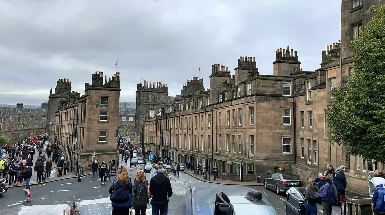 Edinburgh Activities: Top 10 Experiences You Can’t Miss