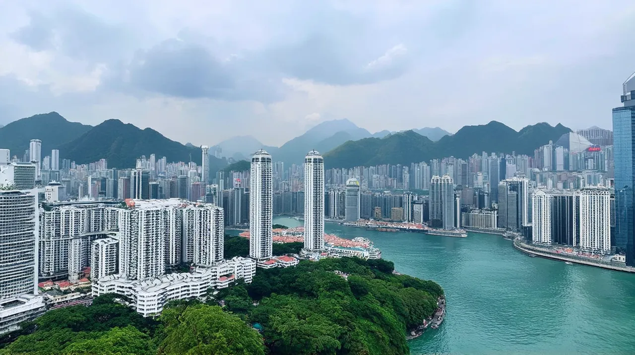 Hong Kong Highlights: Top 10 Must-See Attractions