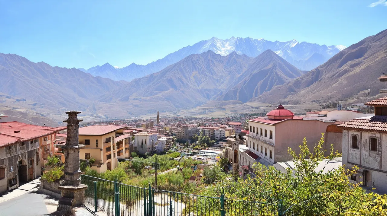 Huaraz Landmarks: Explore 10 Iconic Sites in Peru