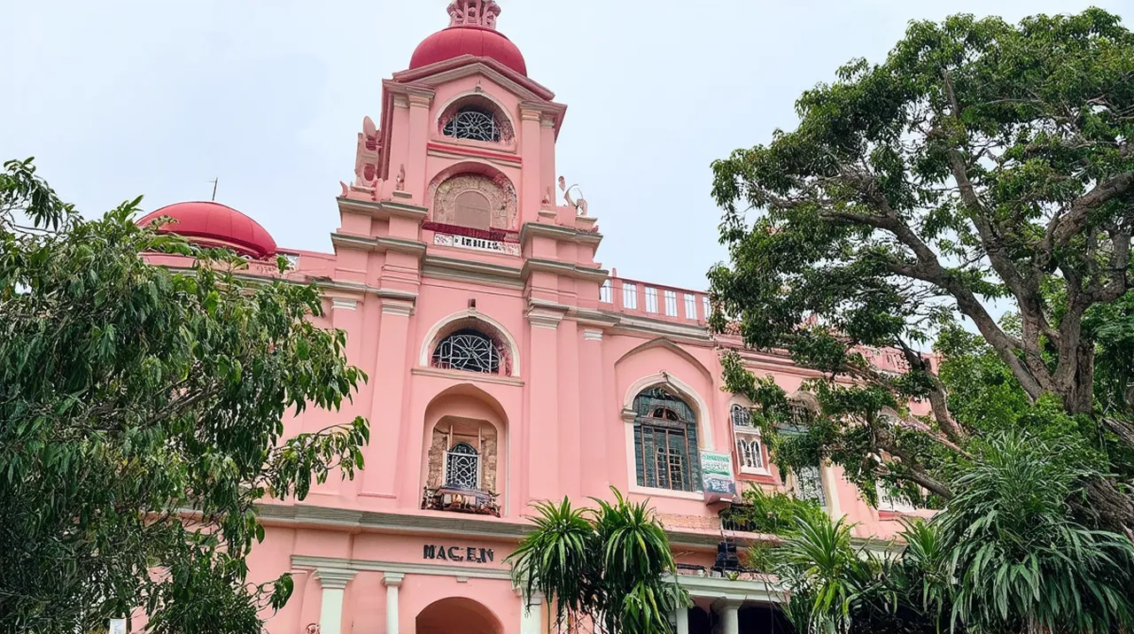 Ipoh Landmarks: Top 10 Must-See Attractions in the City