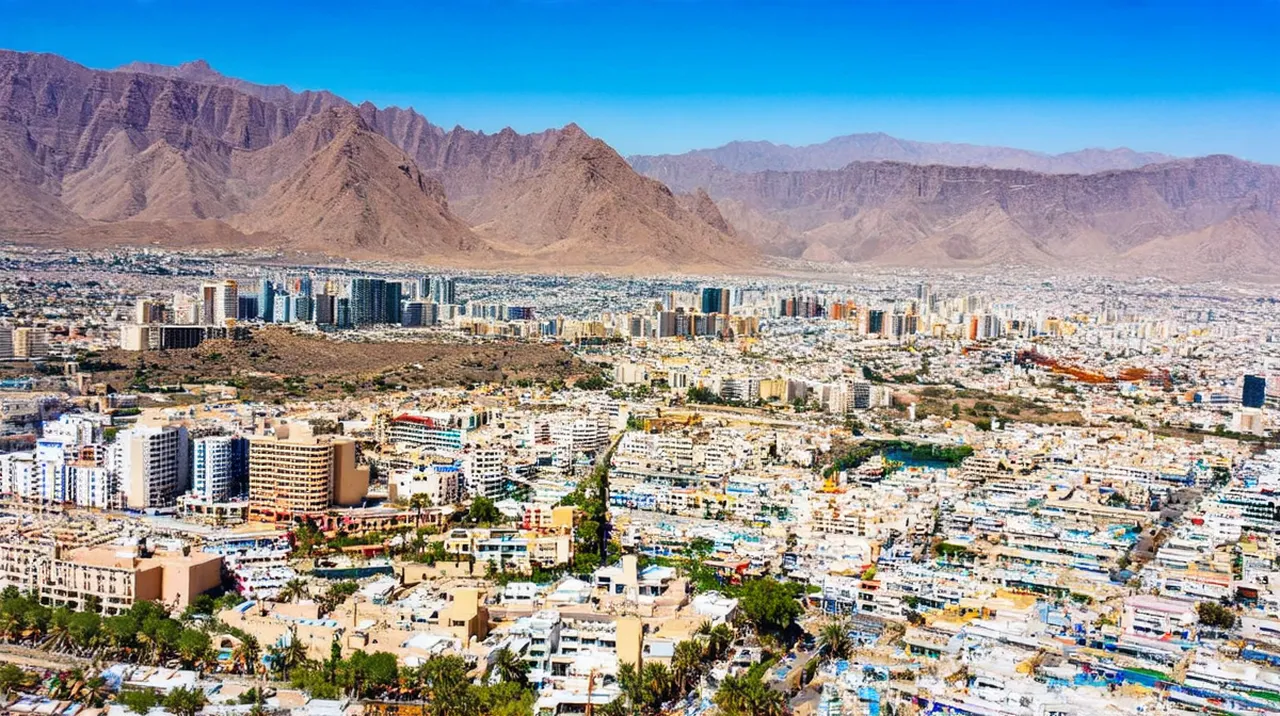 La Paz Highlights: Discover 10 Must-See Attractions