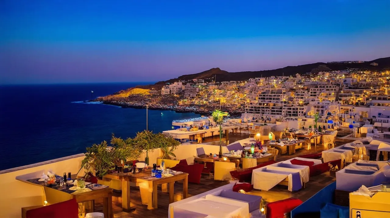 Mindelo Nightlife: Experience the Top 10 Hotspots