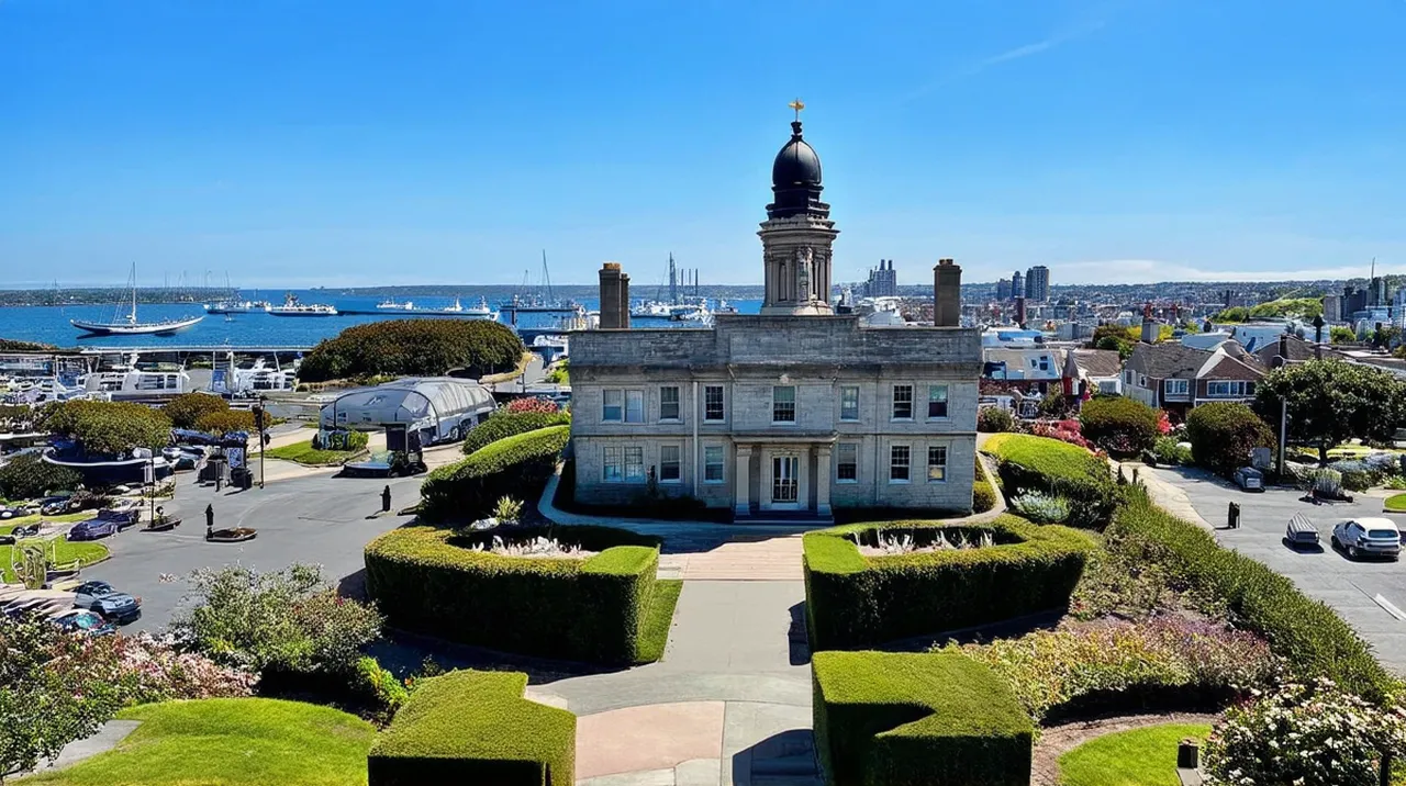 Newport Landmarks: Uncover 10 Iconic Attractions
