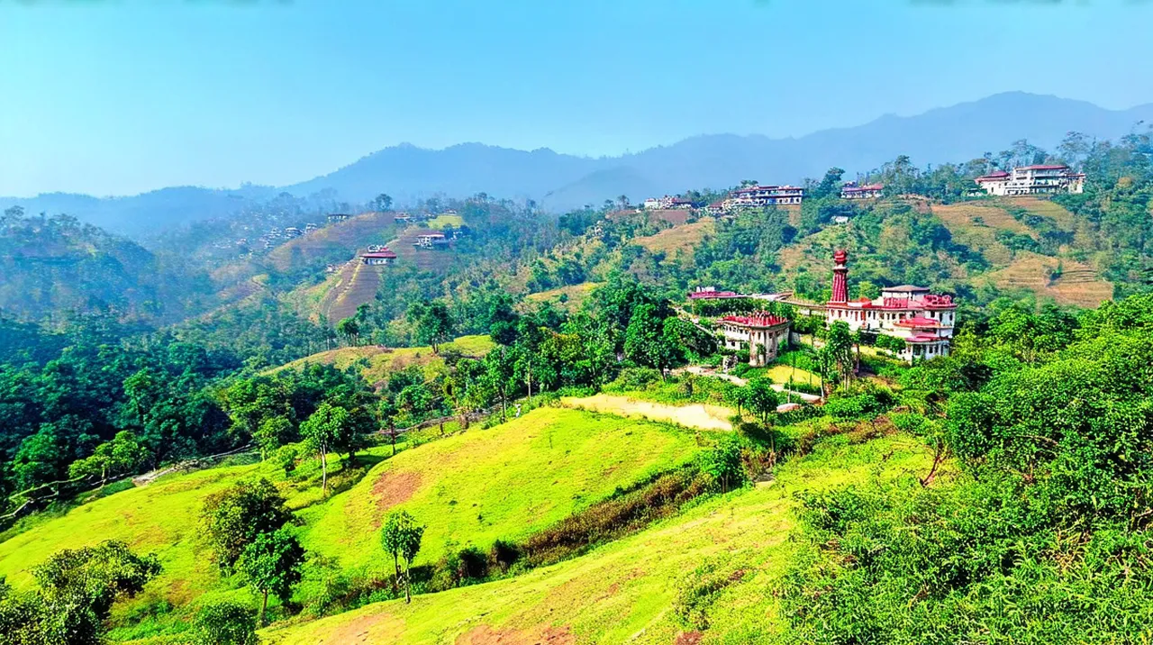 Ooty (Udhagamandalam) Landmarks: Top 10 Must-See Attractions