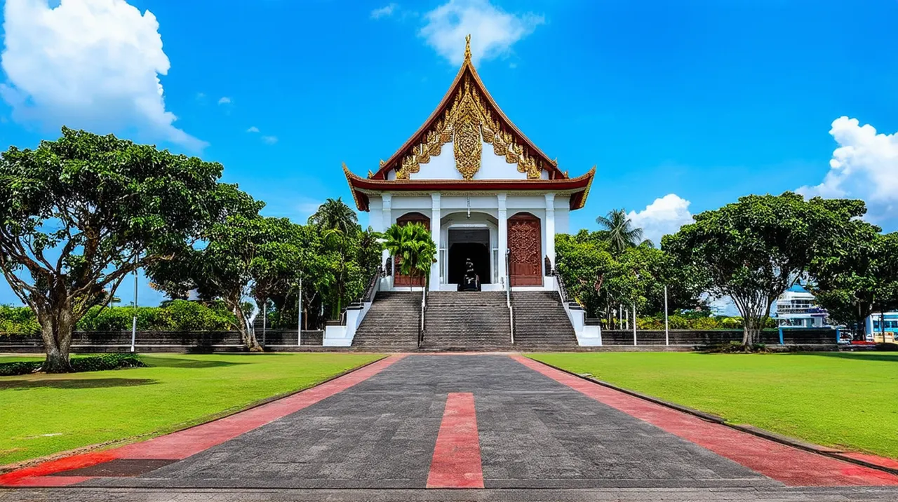 Padang Landmarks: Top 10 Must-See Attractions