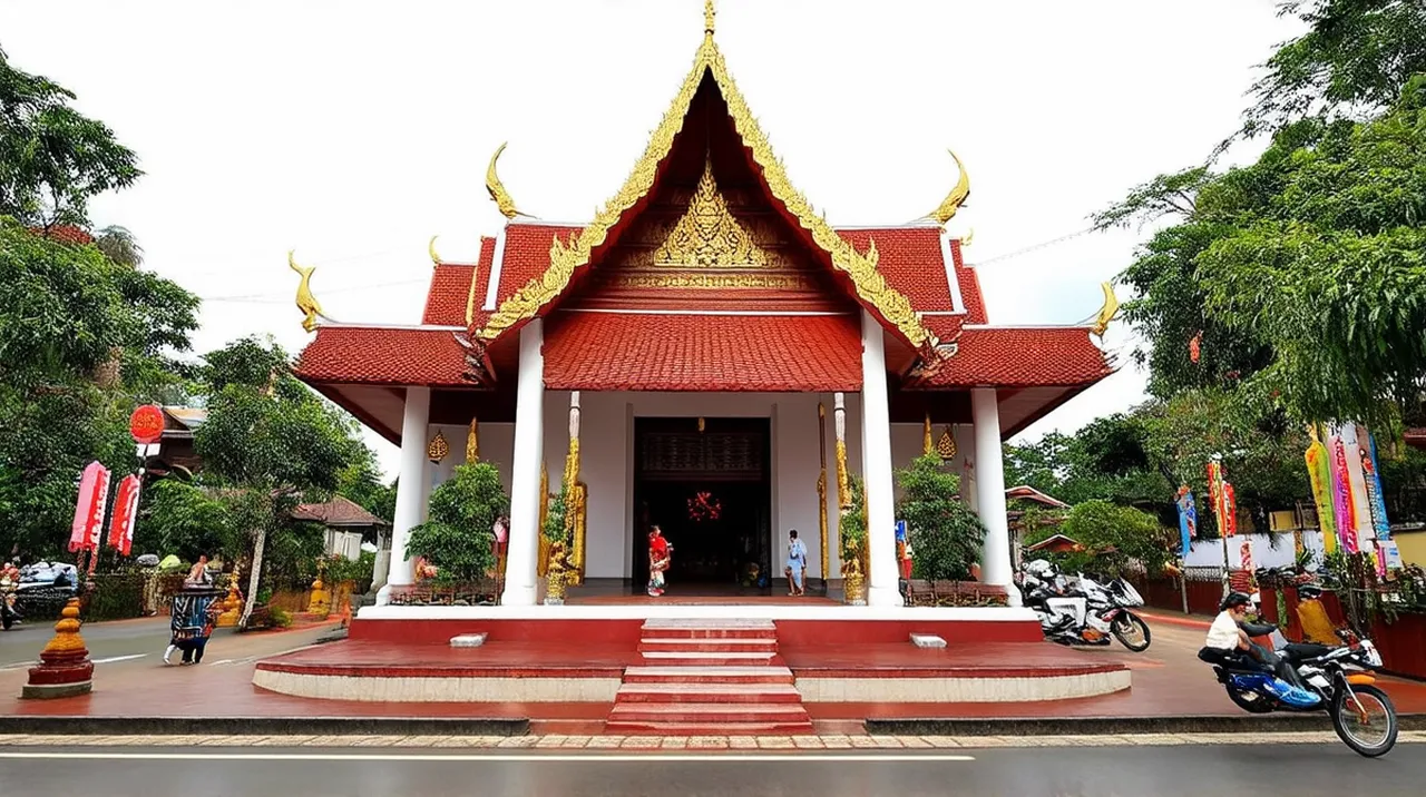 Phitsanulok Experiences: Your Guide to Top 10 Activities