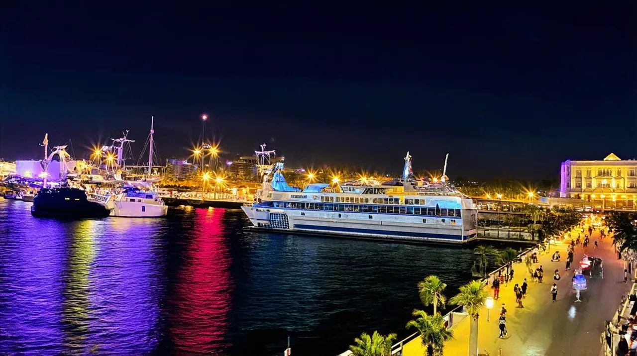 Port Elizabeth Nightlife: Discover the Top 10 Hotspots