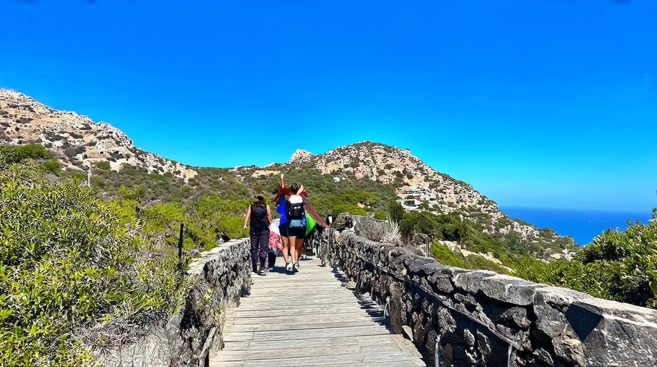 Santa Catalina Adventures: 10 Unforgettable Experiences