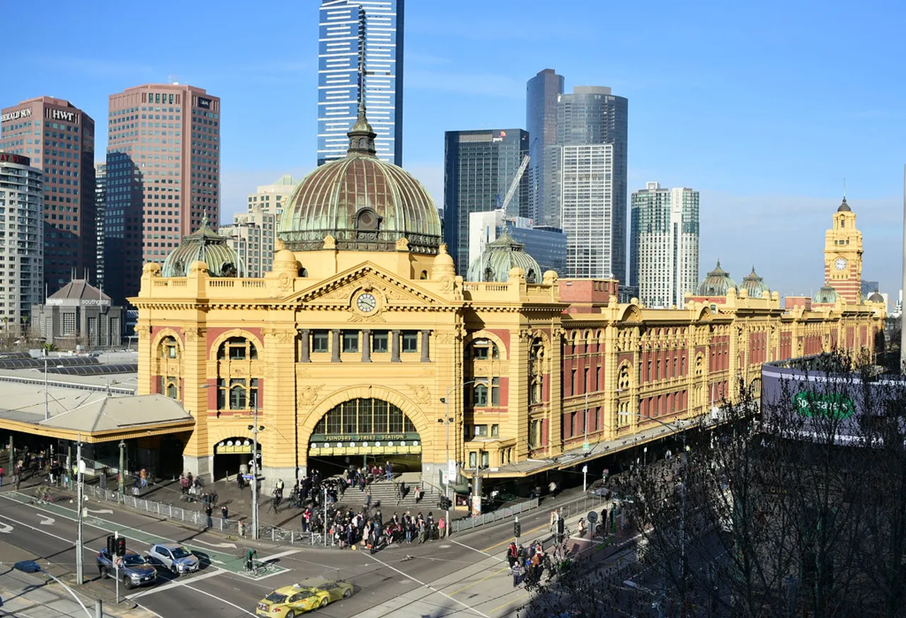 1. Discover the Melbourne Cricket Ground: A Sporting Icon