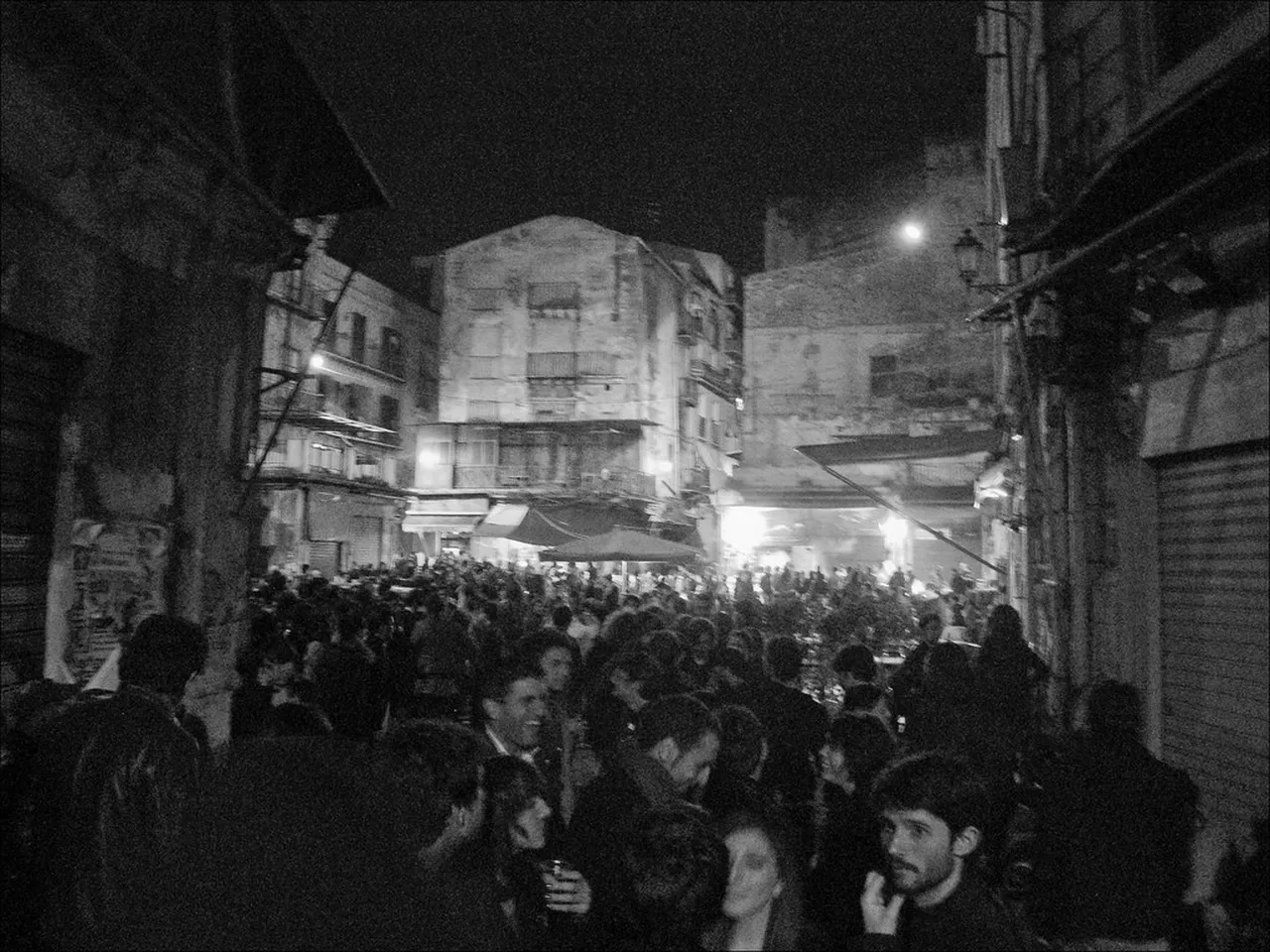 3. Enjoy Traditional Sicilian Street Food at Night