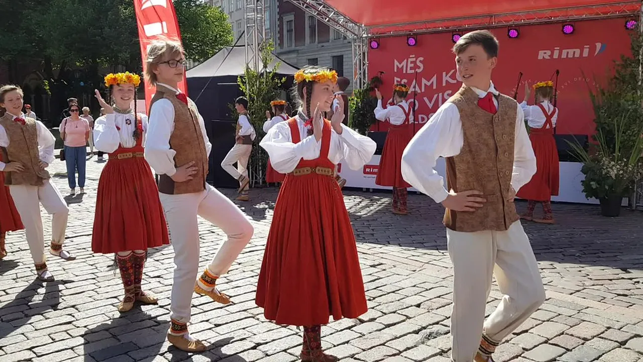 2. The Local Markets: A Taste of Rīga Culture
