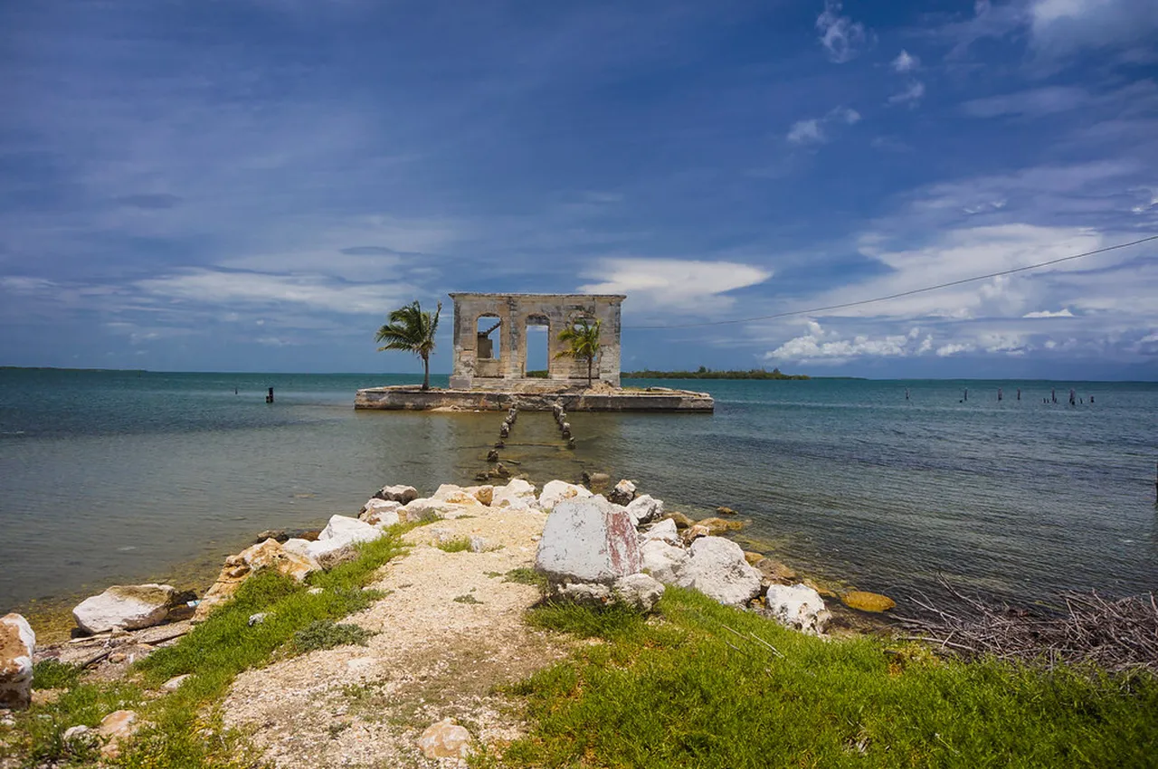 5. Exploring the Cienfuegos Bay: The Jewel of the South