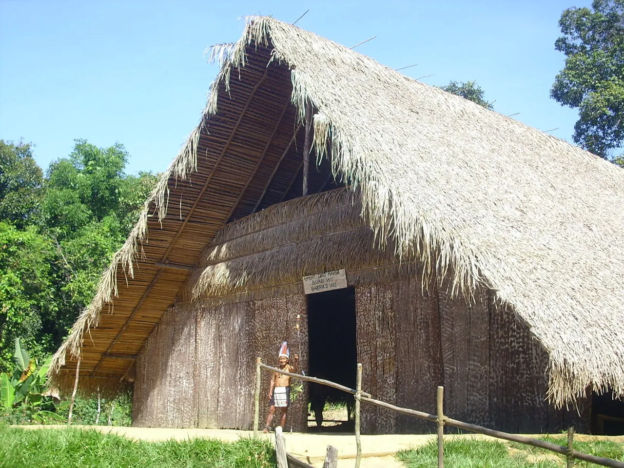 7. Arts and Craftsmanship: The Legacy of Manaus Artisans