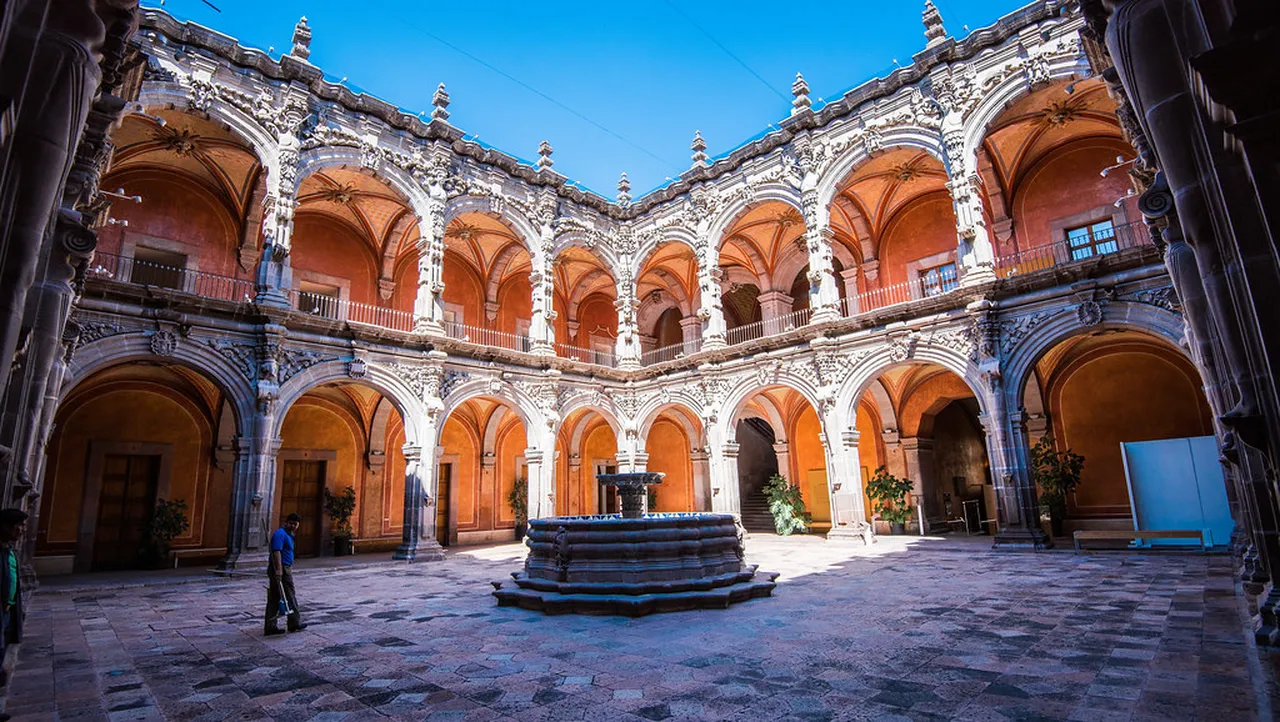 5. Indulge in Traditional Cuisine: Taste the Flavors of Querétaro