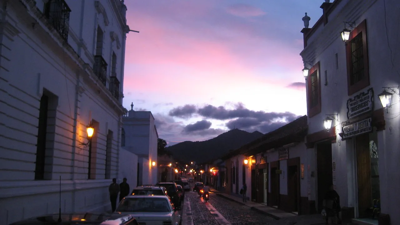 1. Exploring the Vibrant Local Markets in San Cristóbal de las Casas