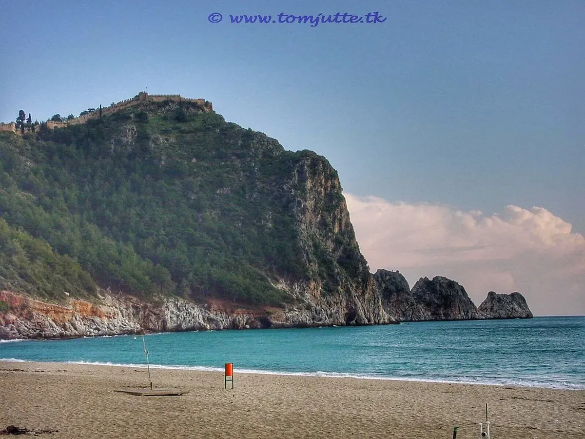9am: Cleopatra Beach