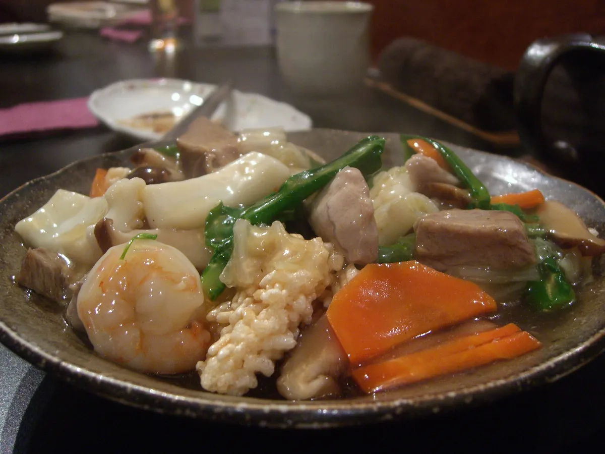 6pm: Dinner at a Seafood Restaurant