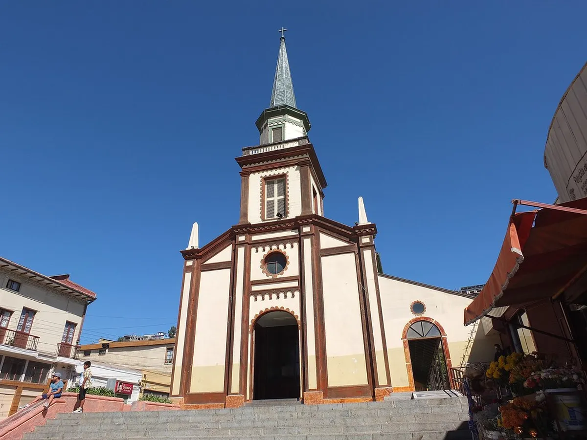 Midday: La Serena Cathedral